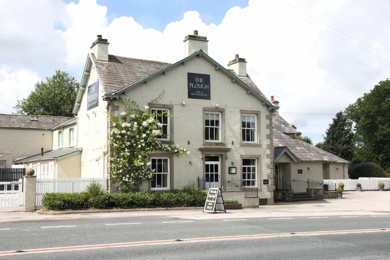 Plough Inn Lupton Exterior photo